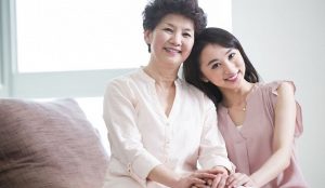 Con Dâu Và Con Gái Đối Với Mẹ Chồng