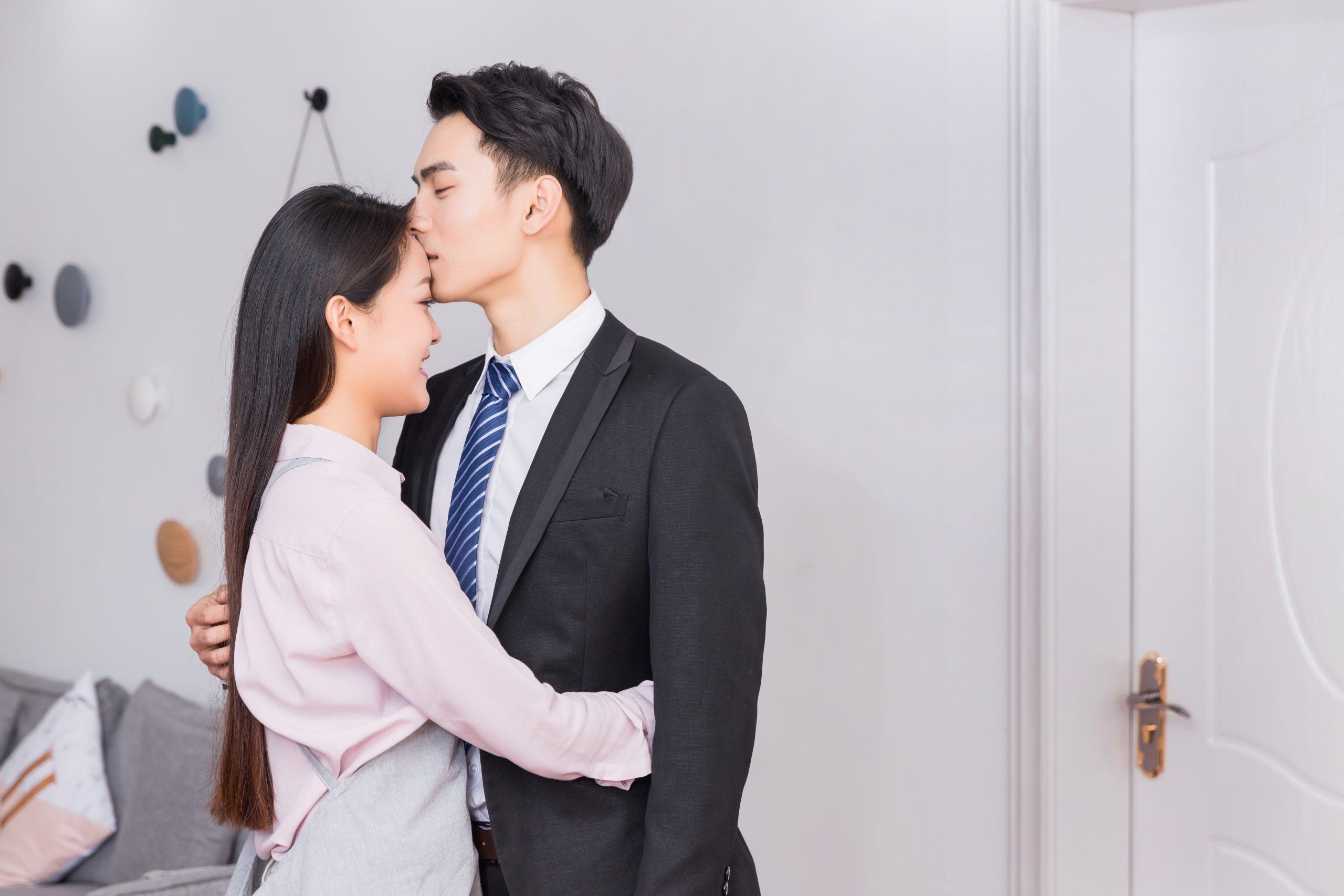 Báu Vật Cả Đời Của Đàn Ông Chính Là Một Người Vợ Tốt 2