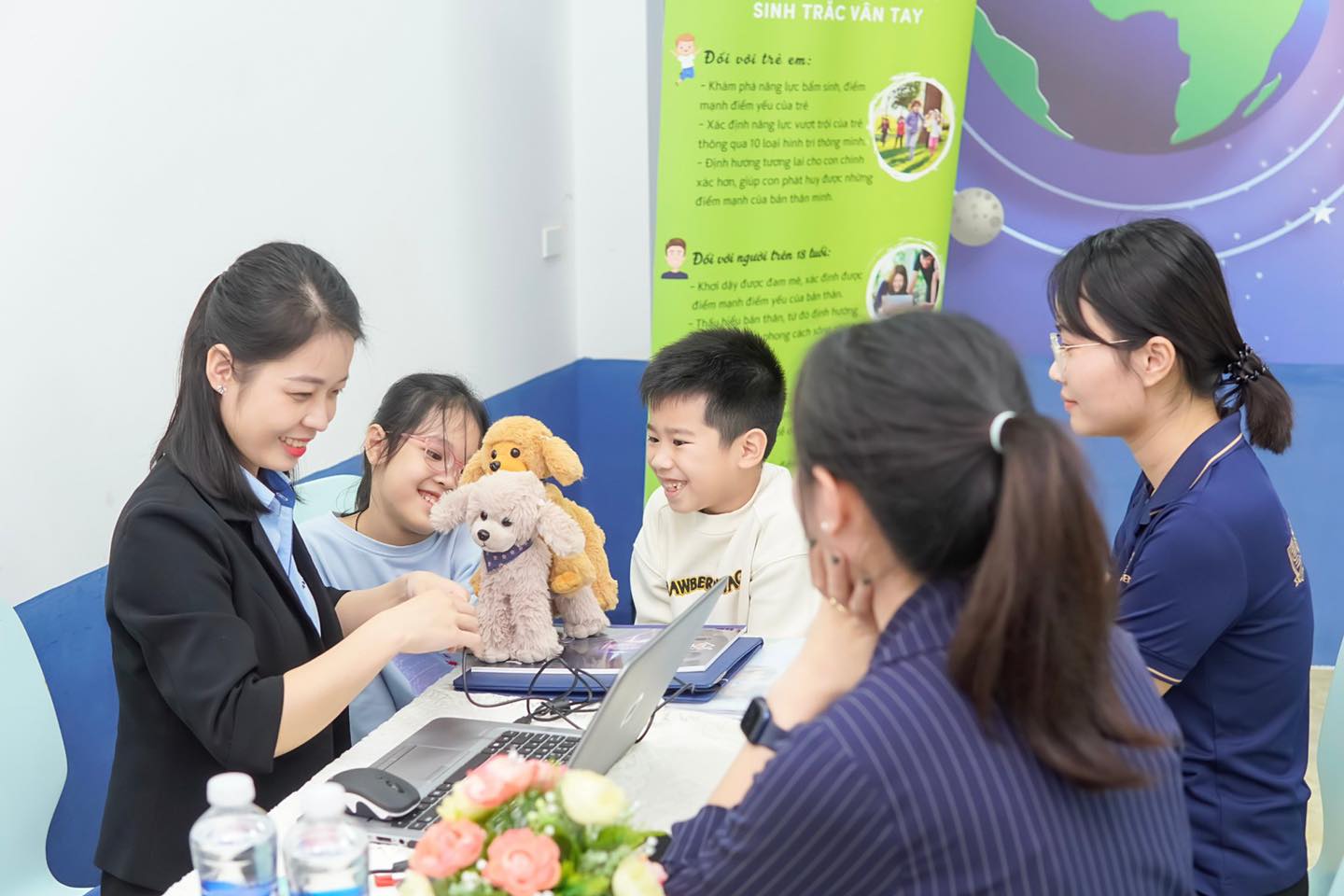 Tâm Lý Hạnh Phúc Việt Tổ Chức Ngày Hội Sinh Trắc Vân tay - Khám Phá Tiềm Năng Não Bộ Con Yêu tại Trung tâm Anh Ngữ Scots English Thanh Hóa 2 432760146 855565359919594 6211691662613613012 n
